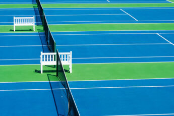 Choosing-the-Right-Acrylic-Surface